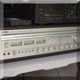 E12. Yamaha stereo receiver. Model CR-2040 